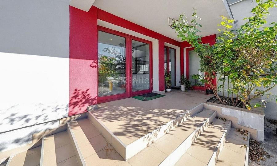 Sediu Firma - Showroom - 3