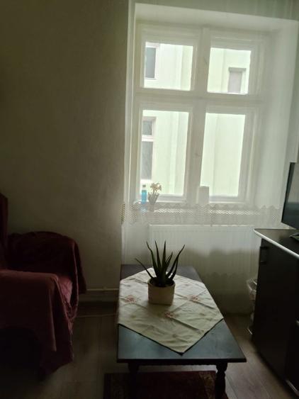 APARTAMENT DE VANZARE in centrul orasului. Apartament 100 m2 - 1