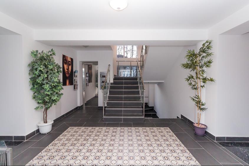 Vand Apartament 2 camere , Complex rezidențial cu barieră și piscina ,Otopeni - 2