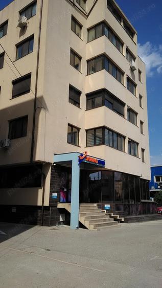 Apartament de inchiriat in bloc relativ nou,a treia inchiriere - 4