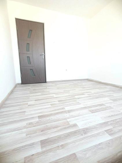 Apartament de vanzare - 4