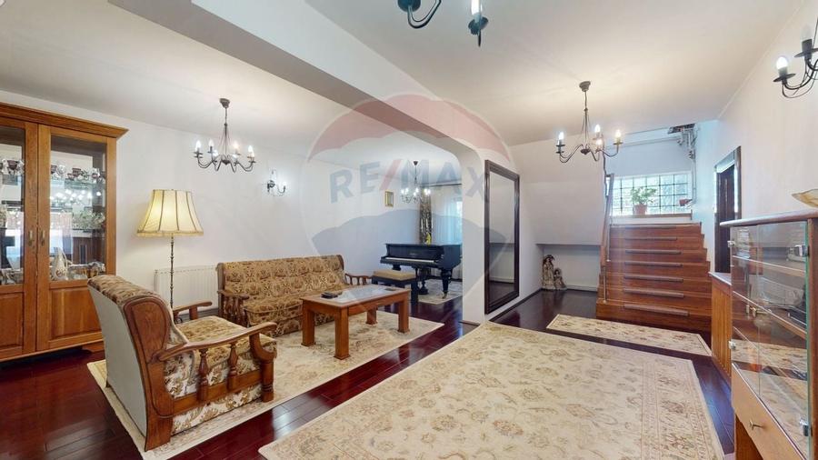 Vilă individuală solidă  | Curte amenajată| Tractorul – Brașov - 5