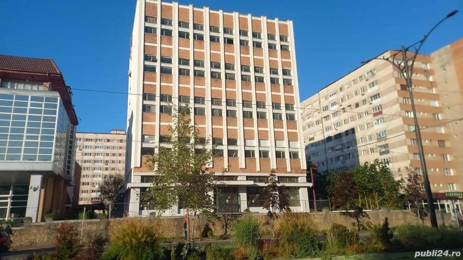 Cladire comerciala cu 4 etaje localizata pe bulevardul Republicii nr 17, Resita, Cara?-Severin - 4