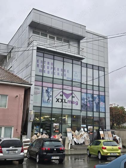 Inchiriez cladire P+3 si hala depozitare - 4