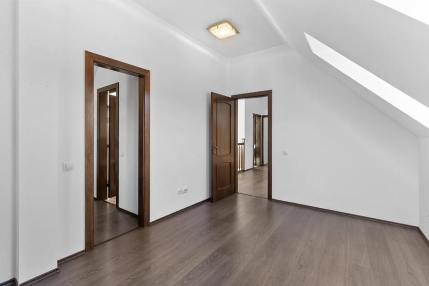 Casa cocheta intr-un cartier cu farmec istoric,  constructie 2015 - 26