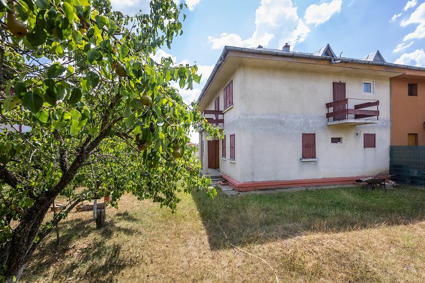 Locație rară: casă între pădure și apă, perfectă pentru un proiect de suflet - 36