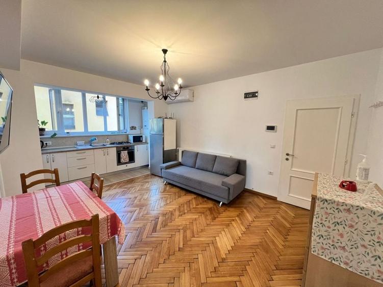 Apartament spatios cu 3 camere | 100 mp | Balcon | Curte | Central - 8