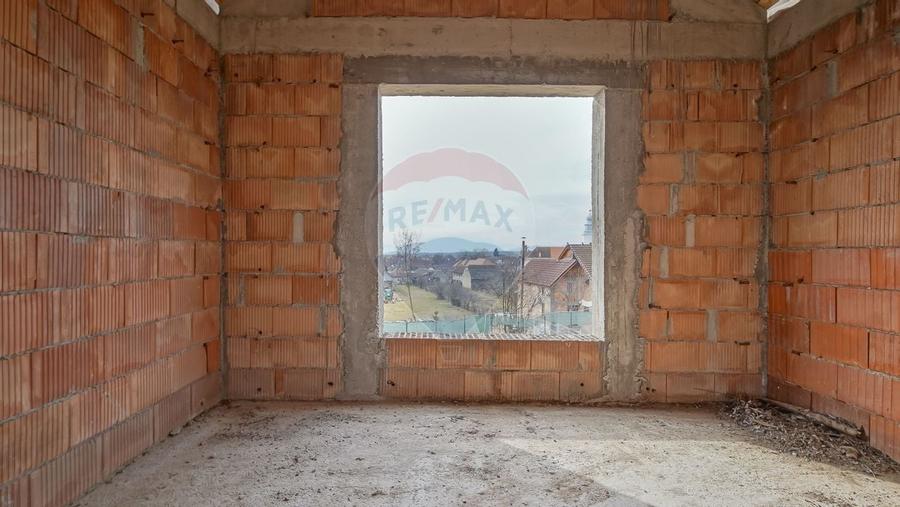 COMISION 0% Casa Individuala La Rosu cu teren de 4000 mp in Crizbav - 22