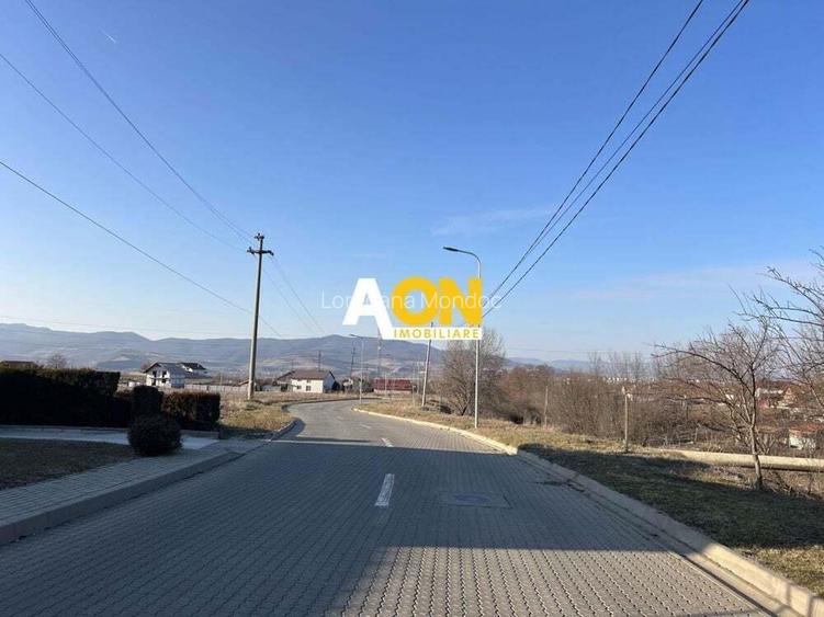 Teren de vanzare, 1300mp Teren de vanzare, 1300mp