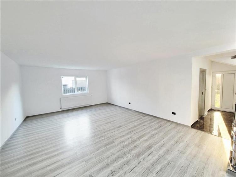 Vila individuala in Vorovesti-Miroslava - 3