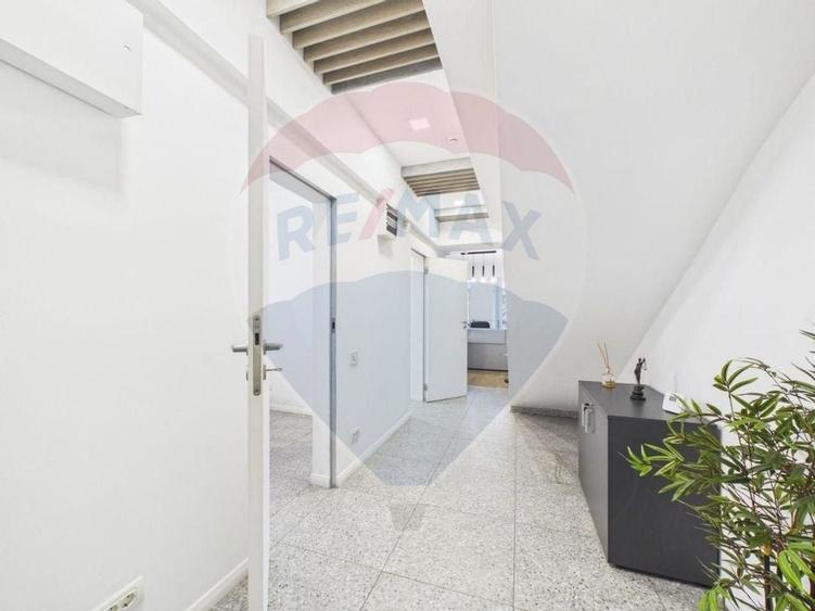 Apartament 4 camere recompartimentat din 3, P-ta Unirii | Parcare - 6