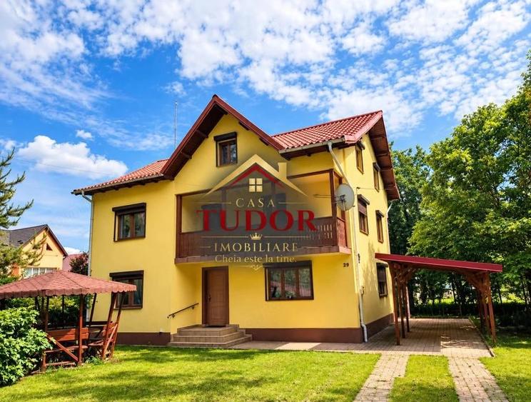 Casă cu 5 camere cu Teren 500 Mp în Trivale