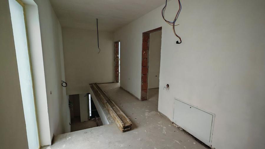 Vila LUX Parter+Etaj(stil mediteranean) in Stupini zona Plugarilor - 12