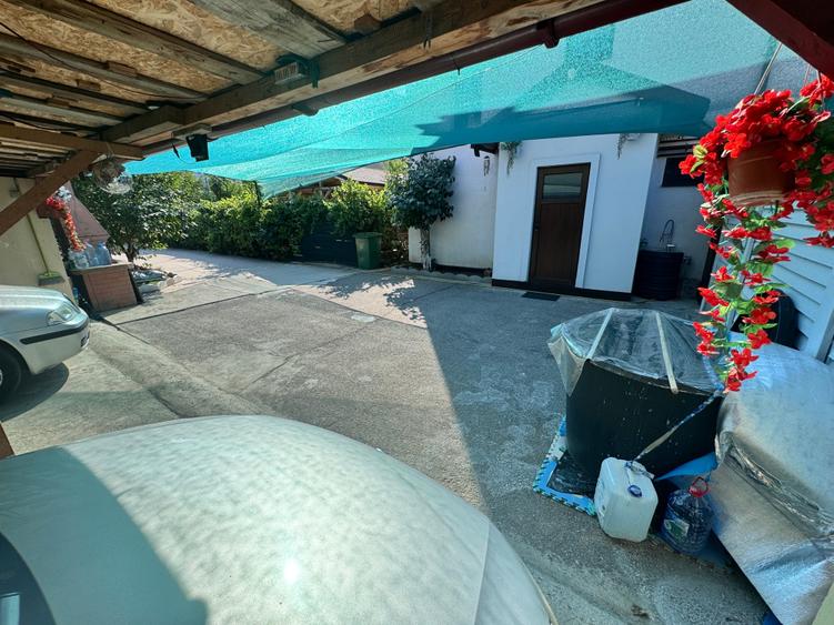 Casa P+1+M. 5 cam. Util 143mp. Teren 307mp. - 30