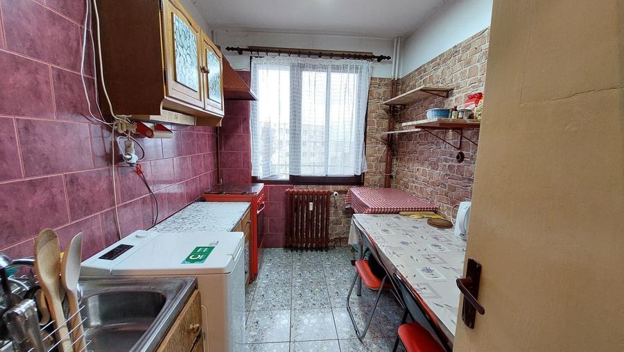 METROU 1 Decembrie la 800m, bloc stradal, reabilitat. - 13