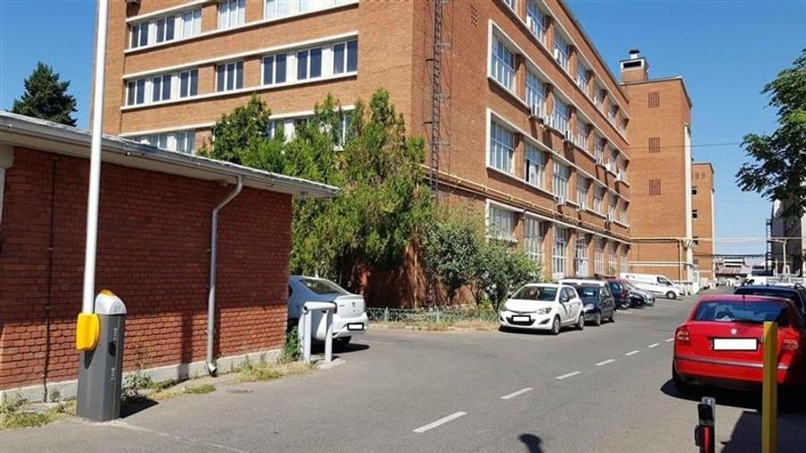 Spatiu pentru birou  - zona Baicului - 200 mp - 1