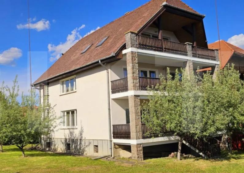 Casa, de vanzare, cu 6 camere, 300 mp, zona semicentrala - 16