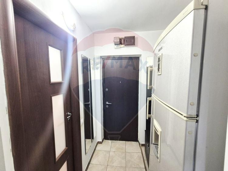 Garsoniera Drumul Taberei Metrou Favorit - 10