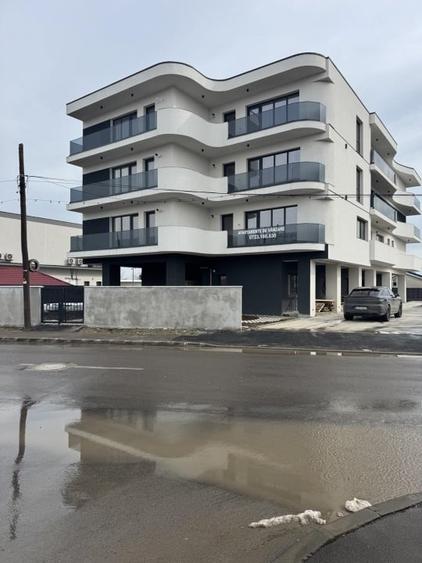 Dezvoltator vând apartament în ELIRA PLUS - 1