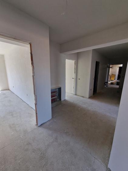 Apartament 4 camere Curte 65 mp Brancoveanu Bloc nou - 4