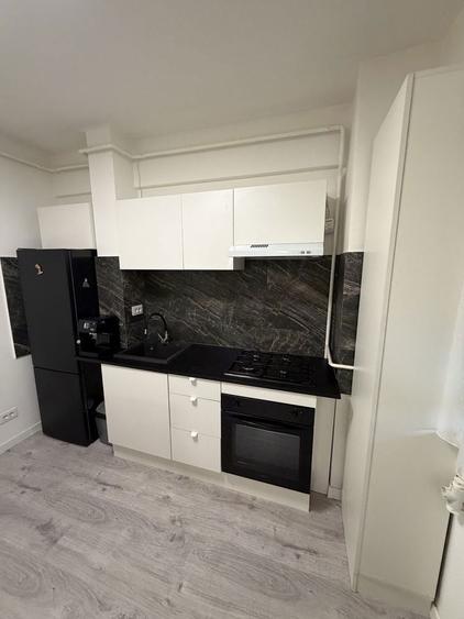 Apartament cu doua camere semidecomandat 40 m2 Poitiers/Continental-Aumovio - 12