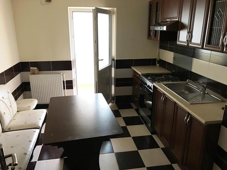 CANTA-ap. 2 camere,decomandat,curat, 2 balcoane,inchiriat,geam la baie! - 6