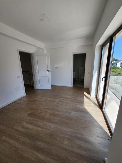 Duplex LA CHEIE limita sector 5-Bragadiru! - 21