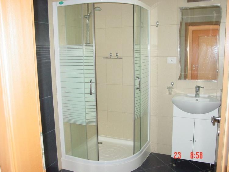 NOU! Vila EXCLUSIVISTA, 5 camere, curte GENEROASA,COMISION 0 - 9