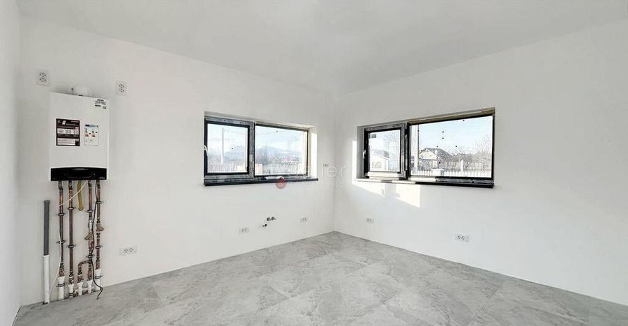 Curte Generoasa Compartimentare Practica - 14