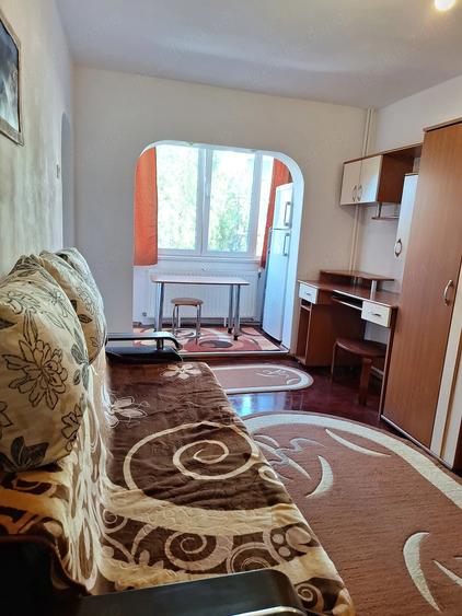 Garsonieră semidecomandată în Micălaca