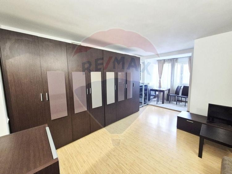 Garsoniera Drumul Taberei Metrou Favorit - 1