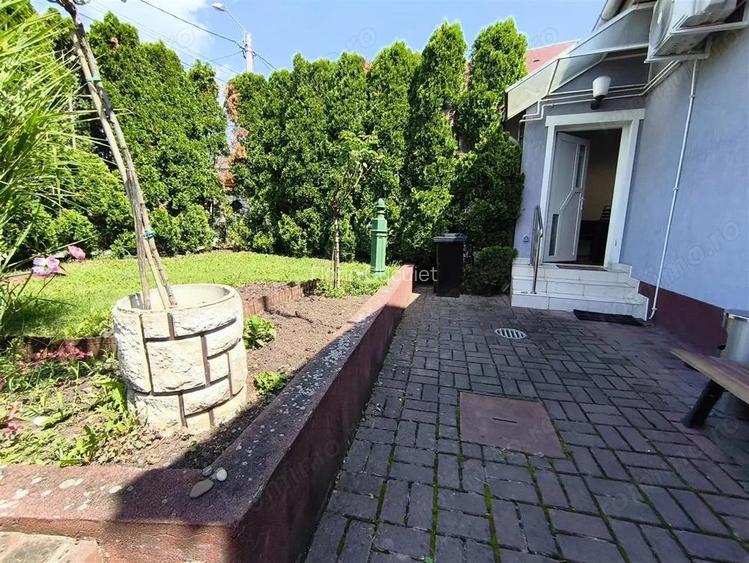 Spatiu Birouri zona Centrala 50mp Curte separata