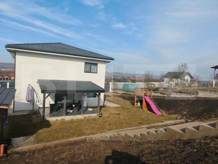 Vila moderna cu 3 dormitoare si teren generos 1.460 mp - 2