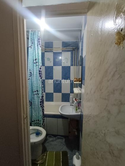 Berceni, Piata Resita