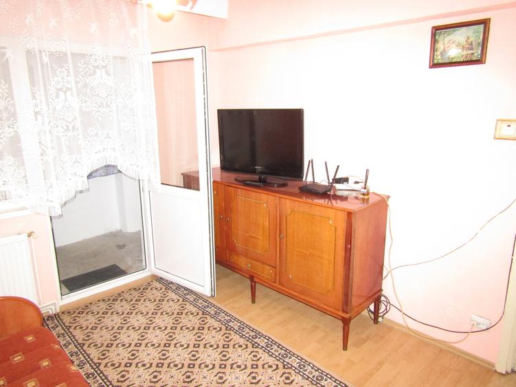 Apartament 2 camere, etaj 2/4, garaj 24 mp+pivnniță, zona Calea Dumbravii - 6