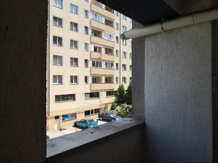 Garsonieră decomandată în Bună Ziua