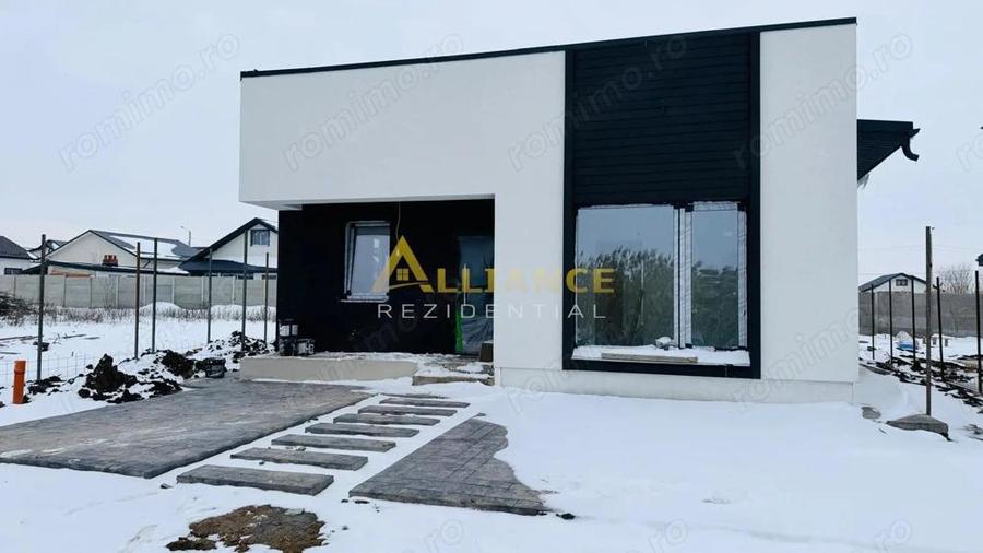 Casa individuala parter - 3 camere - 2 bai - 440mp teren - 8