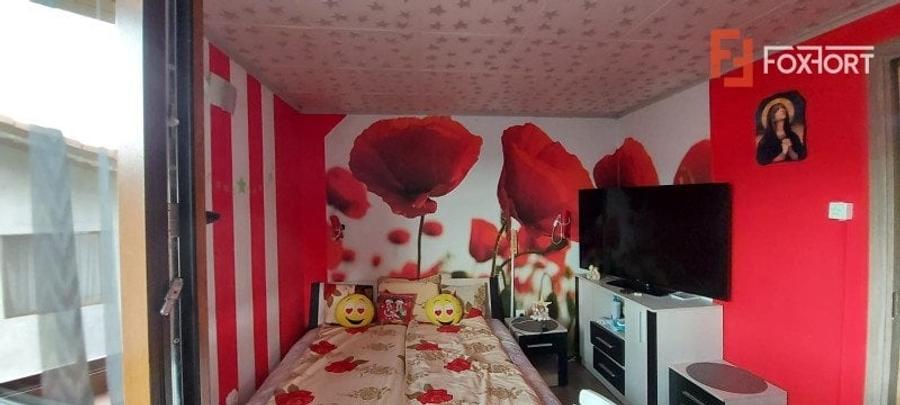 Casa individuala, 6 camere, curte comuna, zona Kiriac - Kaufland - 21