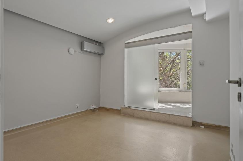 Blvd. Aviatorilor, duplex P+1, Inchiriat! Investitie. - 11