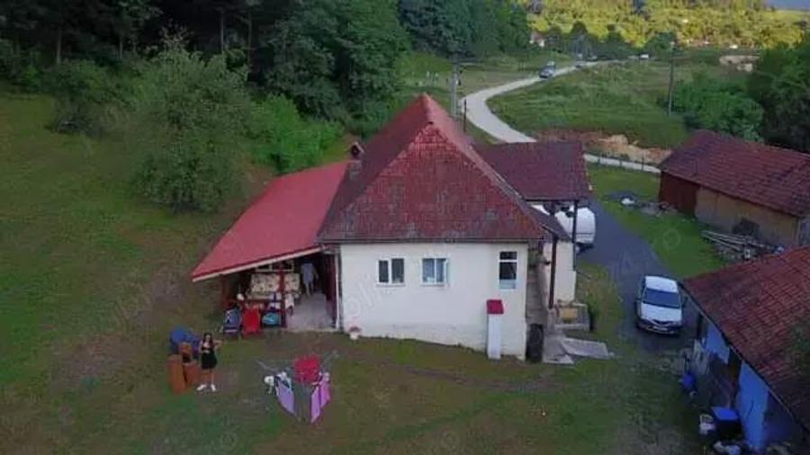 Casa + teren de vanzare - 6