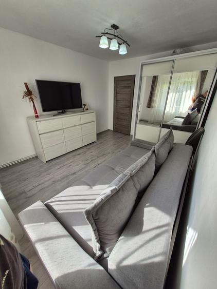Apartament cu 3 camere semidecomandat în Mănăștur