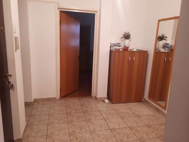 AVANTAJOS! Proprietar, inchiriez 4 camere Trivale la pret de 3 camere! - 2