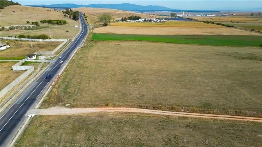 FILM! 60.000 mp, teren intravilan, acces la DN1, Codlea, Brasov - 2