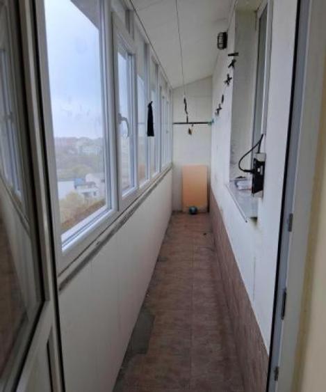 105000 euro - 3camere-Blv Obregia 72mp - bloc 1980 - 8