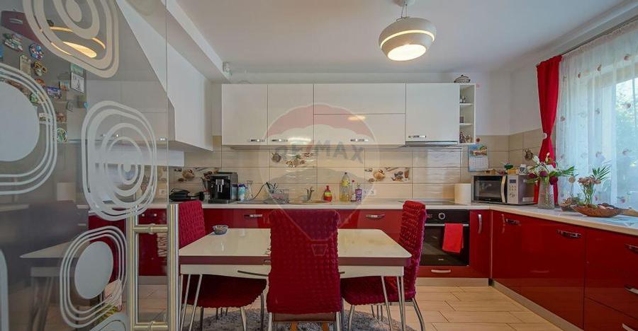 Casa Premium cu Design Elegant ?i Intimitate, in Carti... - 12