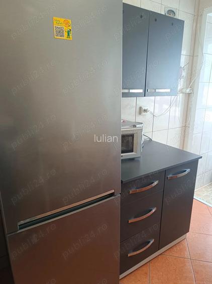 Vand apartament 2 camere