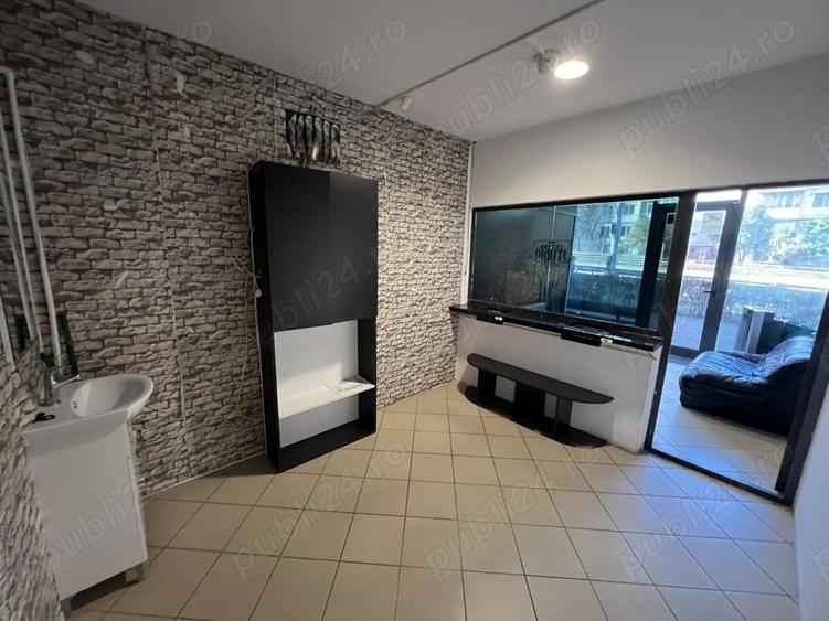 Spa?iu Comercial ,Parter, de Inchiriat Cladire Noua Podu Ro? Pod Nicolina, Bulevard Principal. - 4