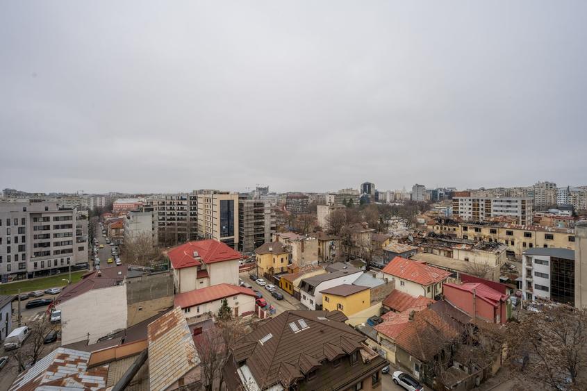 Locație Premium: 3 Camere pe Bulevardul Burebista – Renovat & Gata de Mutare - 20