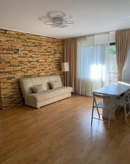 Ofer spre inchiriere apartament 3 camere zona metrou Mihai Bravu - 1