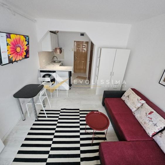 Garsoniera, zona Calea Bucuresti - 1